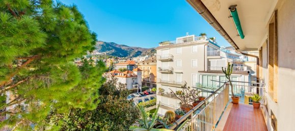 3-salle Appartement à Alassio, Italy No. 70457 12