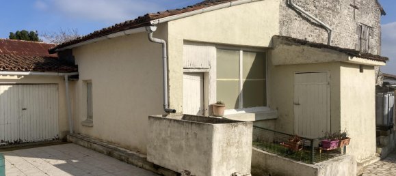 2 Schlafzimmer Haus in Faye-la-Vineuse, France, Nr. 100451 10