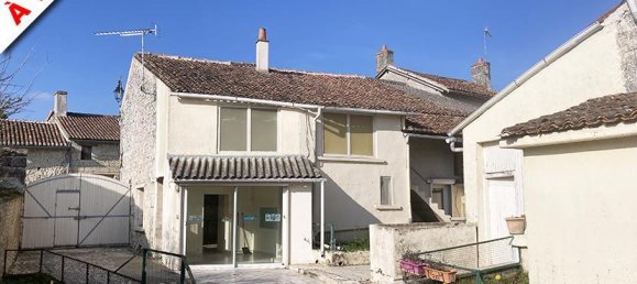 2 Schlafzimmer Haus in Faye-la-Vineuse, France, Nr. 100451 2