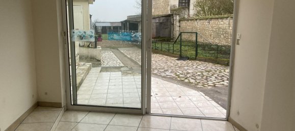 2 Schlafzimmer Haus in Faye-la-Vineuse, France, Nr. 100451 13