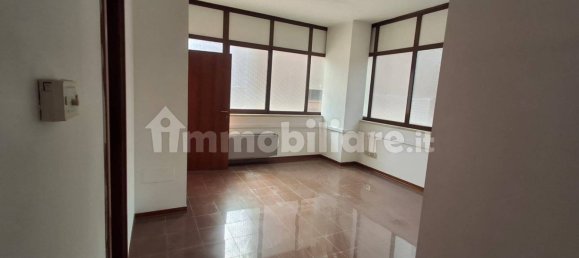 5 rooms Building in Terni, Italy No. 353883 2