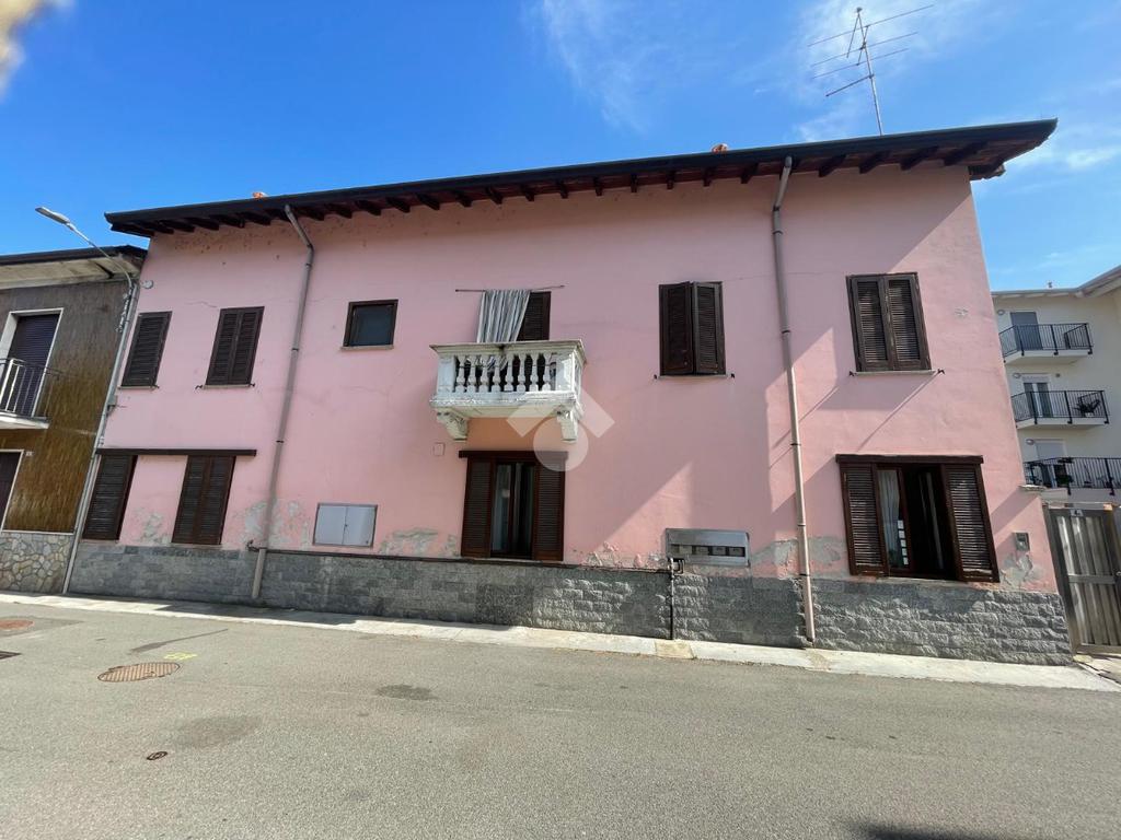 2 bedrooms Apartment in Arconate, Italy No. 324790