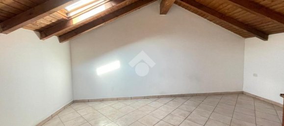 2 bedrooms Apartment in Arconate, Italy No. 324790 13