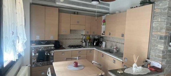 3-salle Appartement à Samarate, Italy No. 36869 7