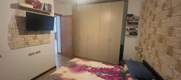 3-salle Appartement à Samarate, Italy No. 36869 22