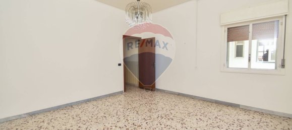 3 Schlafzimmer Wohnung in Paternò, Italy, Nr. 291759 18