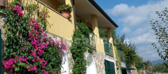 4 Schlafzimmer Villa in Imperia, Italy, Nr. 220763 6