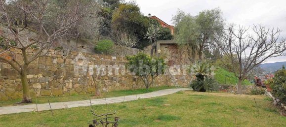 4 Schlafzimmer Villa in Imperia, Italy, Nr. 220763 18