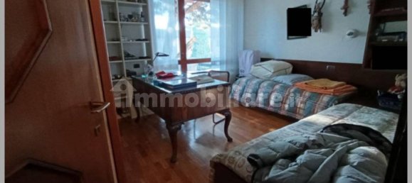 Villa de 6 dormitorios en Robecchetto con Induno, Italy No. 310728 28