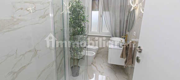 2 bedrooms Apartment in Genoa, Italy No. 329881 18