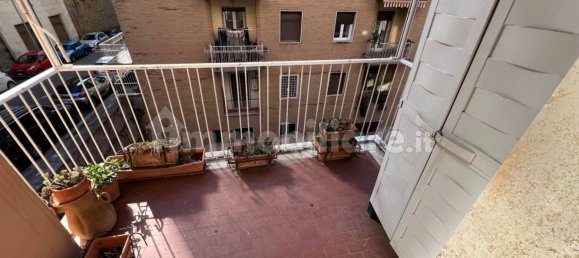 4 Schlafzimmer Wohnung in Rome, Italy, Nr. 214239 11
