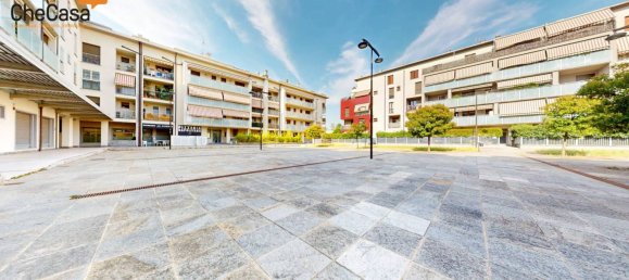 2 bedrooms Apartment in Cologno Monzese, Italy No. 310700 6