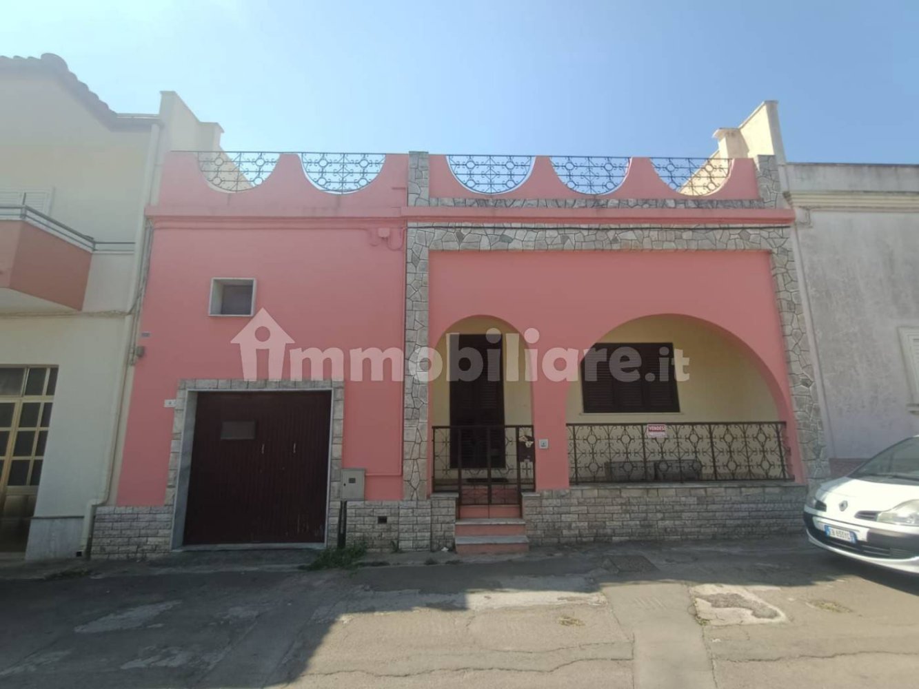 Edificio de 3 habitaciónes en Morciano di Leuca, Italy No. 354051