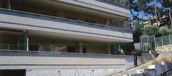 3غرفة شقة في Rome, Italy رقم 194466 6