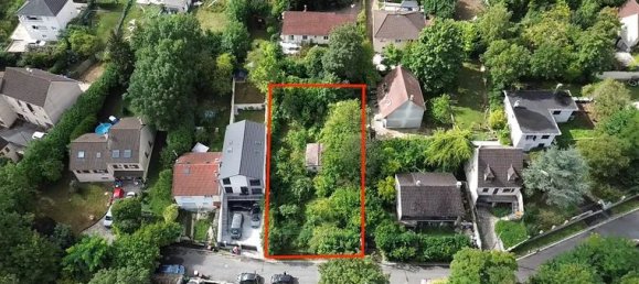 739m² Land in Montfermeil, France No. 357052 8