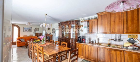 3 bedrooms Villa in Roncade, Italy No. 270621 11