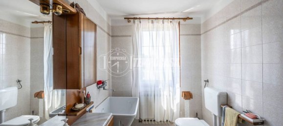 3 bedrooms Villa in Roncade, Italy No. 270621 15