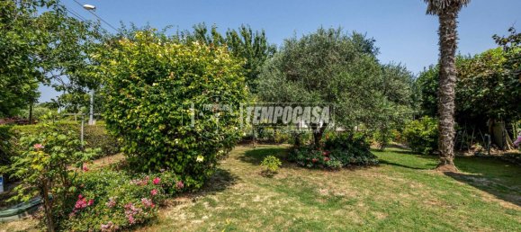 3 bedrooms Villa in Roncade, Italy No. 270621 35