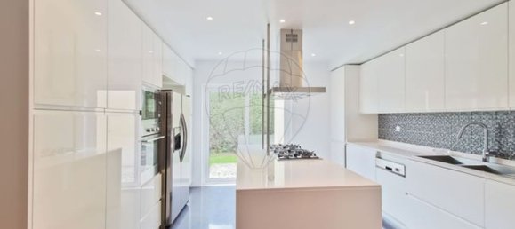 4 bedrooms House in Cascais, Portugal No. 45936 8