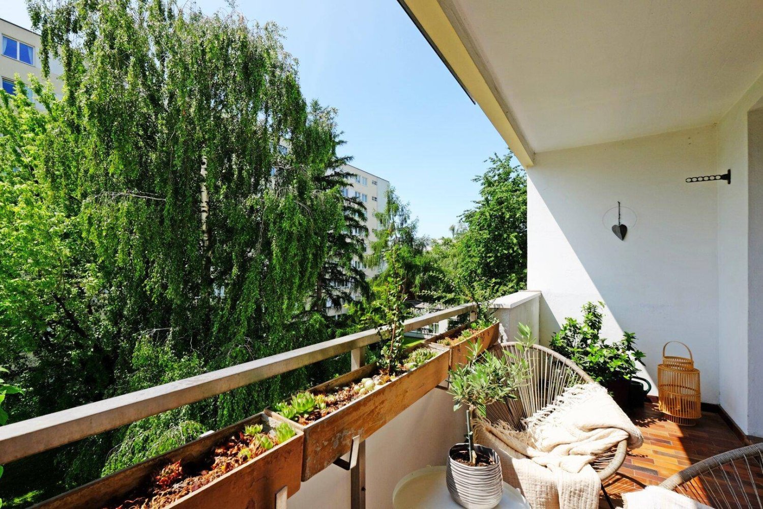 5 rooms Apartment in Linz, Austria No. 179855