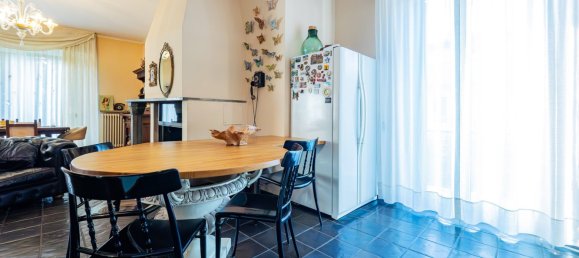 Villa T4 em Veduggio con Colzano, Italy N.º 194775 7