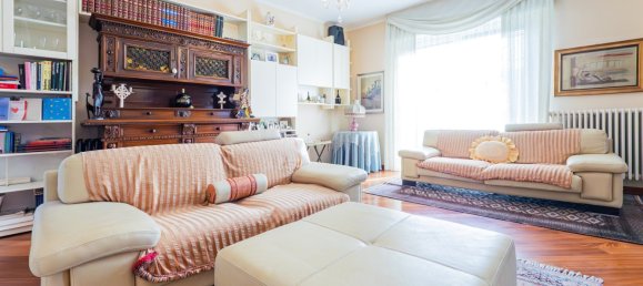 Villa T4 em Veduggio con Colzano, Italy N.º 194775 15