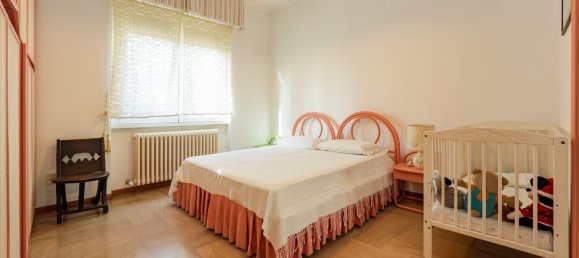 Villa T4 em Veduggio con Colzano, Italy N.º 194775 20