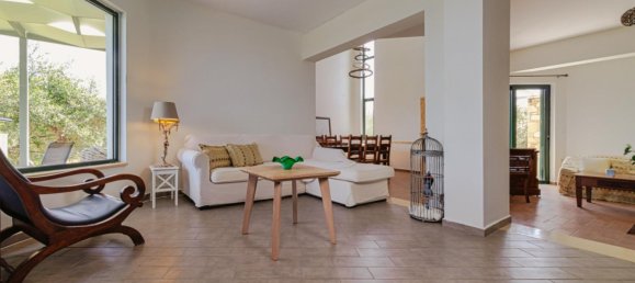 4 chambres Propriété commerciale à Chania, Greece No. 8861 24