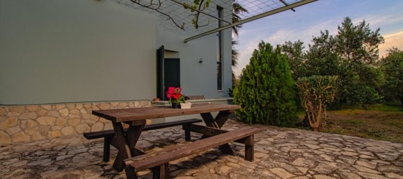 4 chambres Propriété commerciale à Chania, Greece No. 8861 8