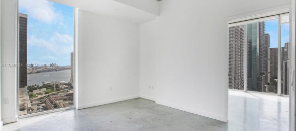 2 dormitorios propiedad comercial en venta en Miami, Miami-Dade, Florida, USA № 615594 19