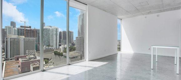 2 dormitorios propiedad comercial en venta en Miami, Miami-Dade, Florida, USA № 615594 22