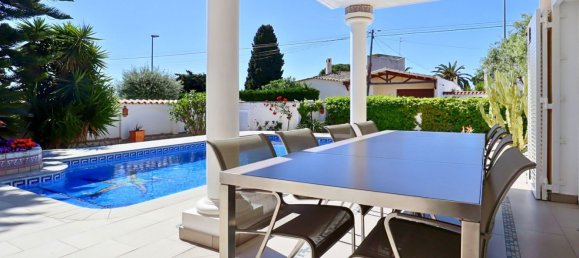5 bedrooms House in Empuriabrava, Spain No. 82926 7