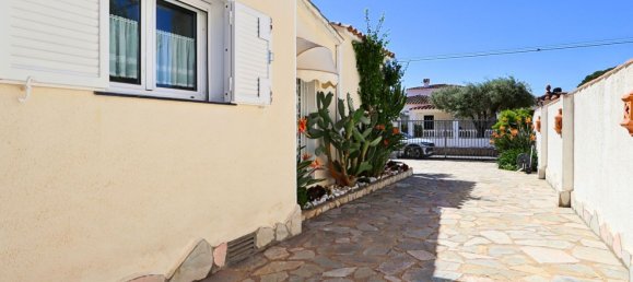 5 bedrooms House in Empuriabrava, Spain No. 82926 20