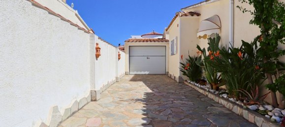 5 bedrooms House in Empuriabrava, Spain No. 82926 21