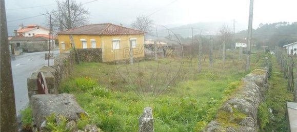 Grundstück in Ponte da Barca, Portugal 1000m², Nr. 63129 2