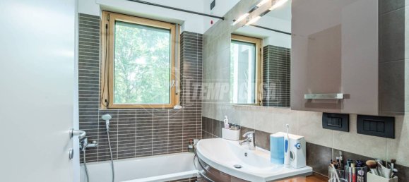 2 bedrooms Apartment in Milan, Italy No. 265262 19