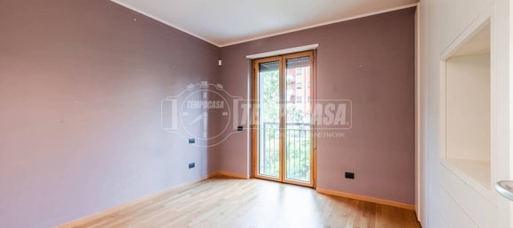 2 bedrooms Apartment in Milan, Italy No. 265262 12