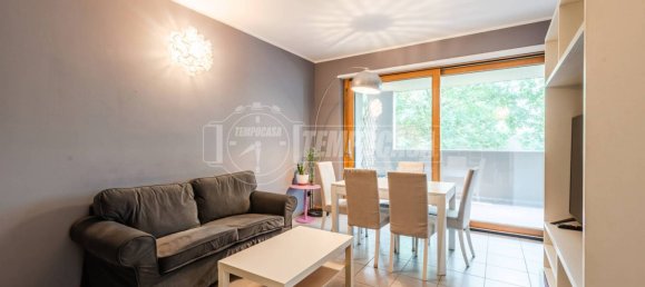 2 bedrooms Apartment in Milan, Italy No. 265262 2