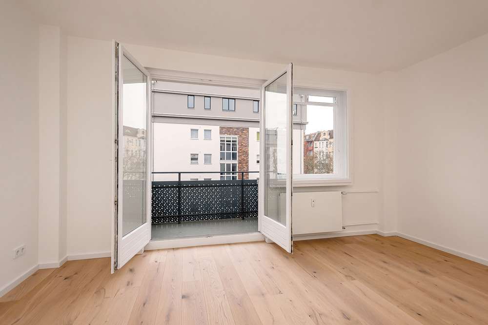 Квартира с 2 комнатами в Шёнеберг, Германия № 269290