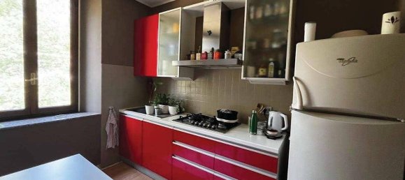 4 bedrooms Apartment in Barasso, Italy No. 281682 4