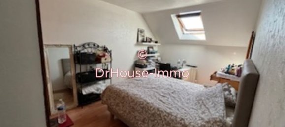 4 bedrooms House in Les Mureaux, France No. 179681 6
