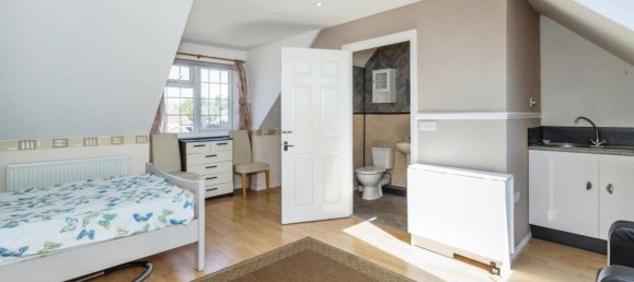 4 bedrooms House in South Hayling, United Kingdom No. 10591 12