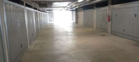 Garaje en Legnano, Italy 18 m² No. 364818 5