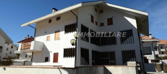 Apartamento de 3 habitaciónes en Ovindoli, Italy No. 112987 4