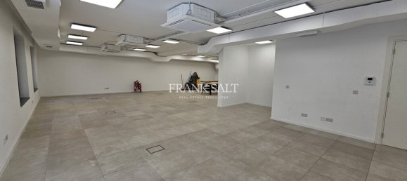  مكتب في Sliema, Malta 310متر مربع رقم 12294 4