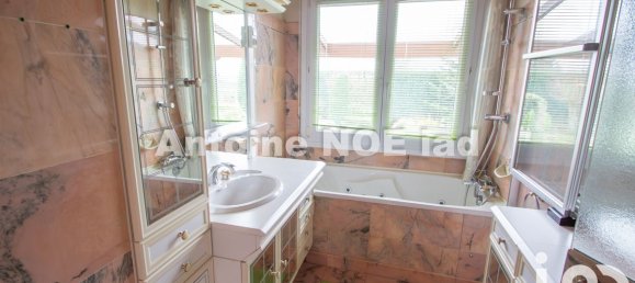 3 bedrooms House in Maisnil-les-Ruitz, France No. 44943 11