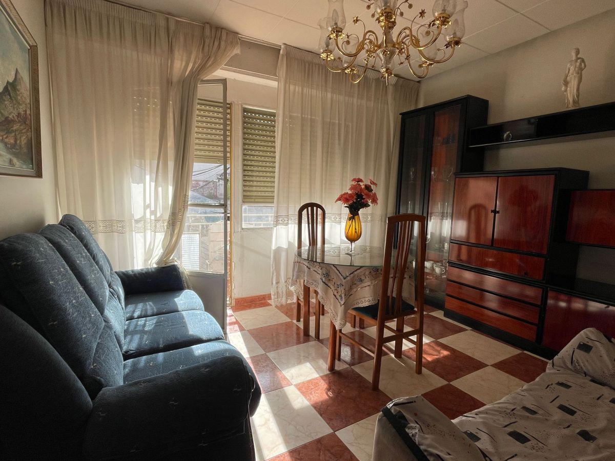 Apartamento de 3 dormitorios en Torredonjimeno, Spain No. 236365