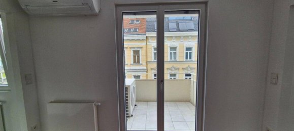 2 rooms Apartment in Wieden, Austria No. 243207 8
