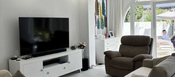 Casa de 3 dormitorios en Estepona, Spain No. 147207 11