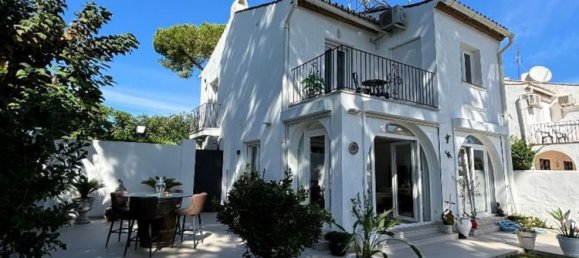 Casa de 3 dormitorios en Estepona, Spain No. 147207 2